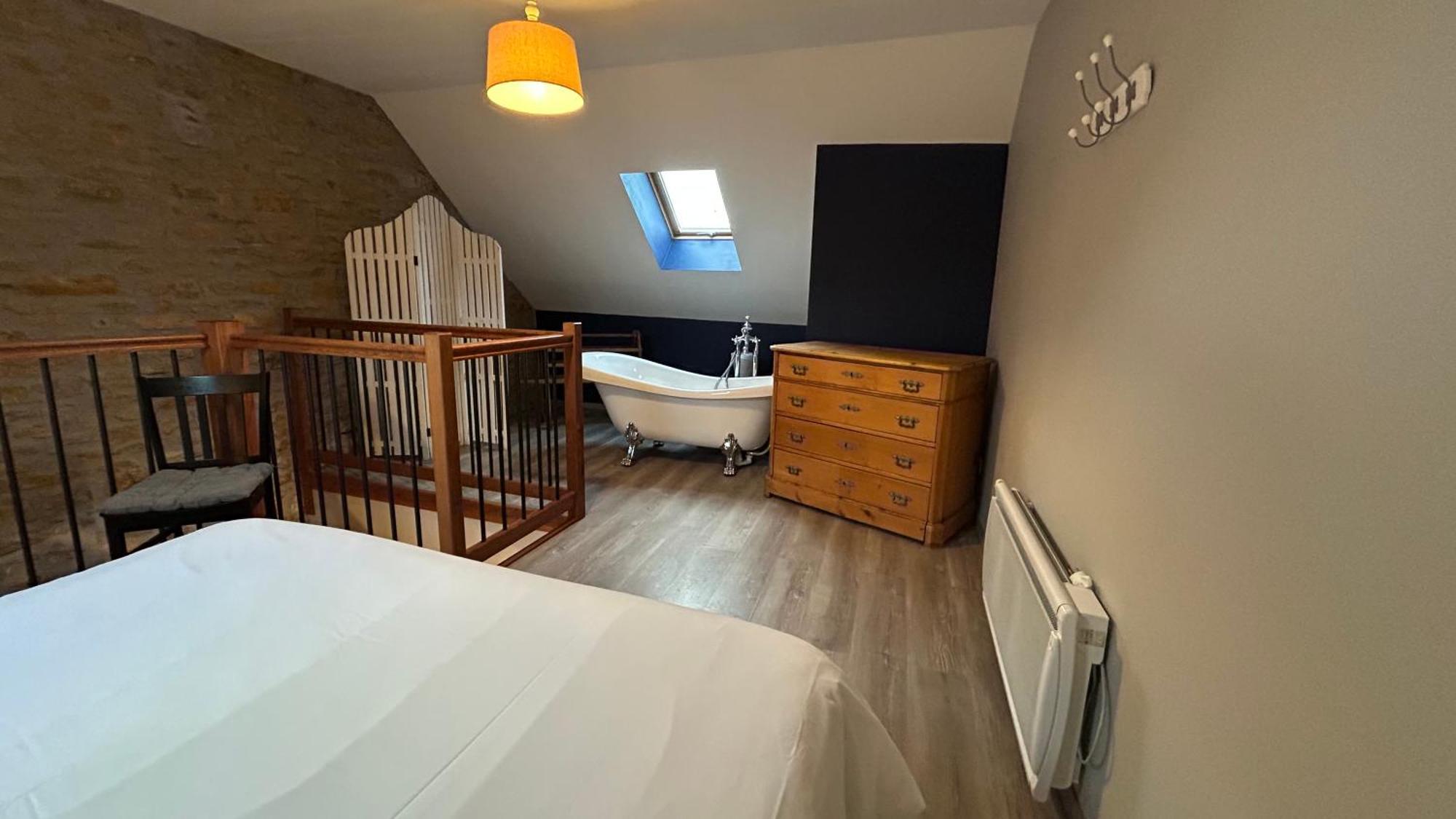 Bed and Breakfast Le D'Tour Gourmand Toulouse-le-Chateau Экстерьер фото