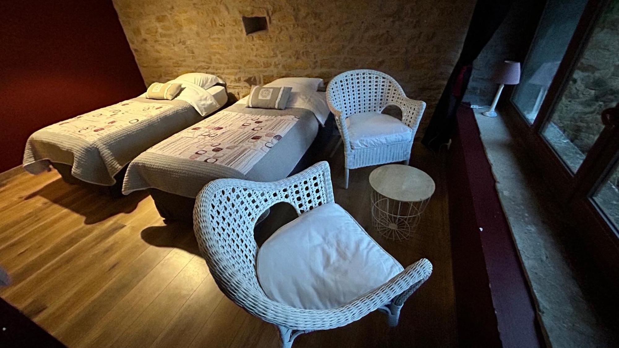 Bed and Breakfast Le D'Tour Gourmand Toulouse-le-Chateau Экстерьер фото