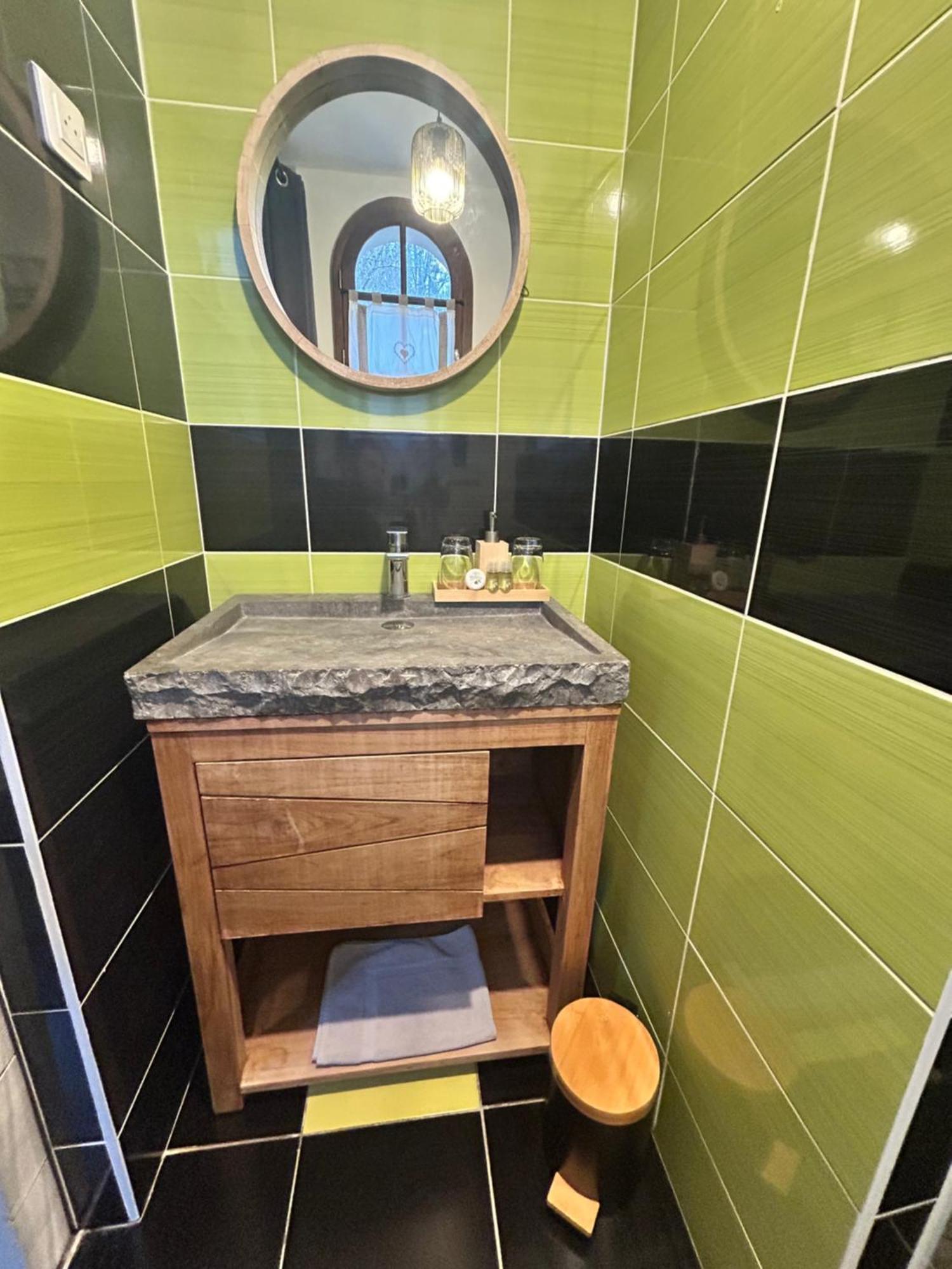 Bed and Breakfast Le D'Tour Gourmand Toulouse-le-Chateau Экстерьер фото