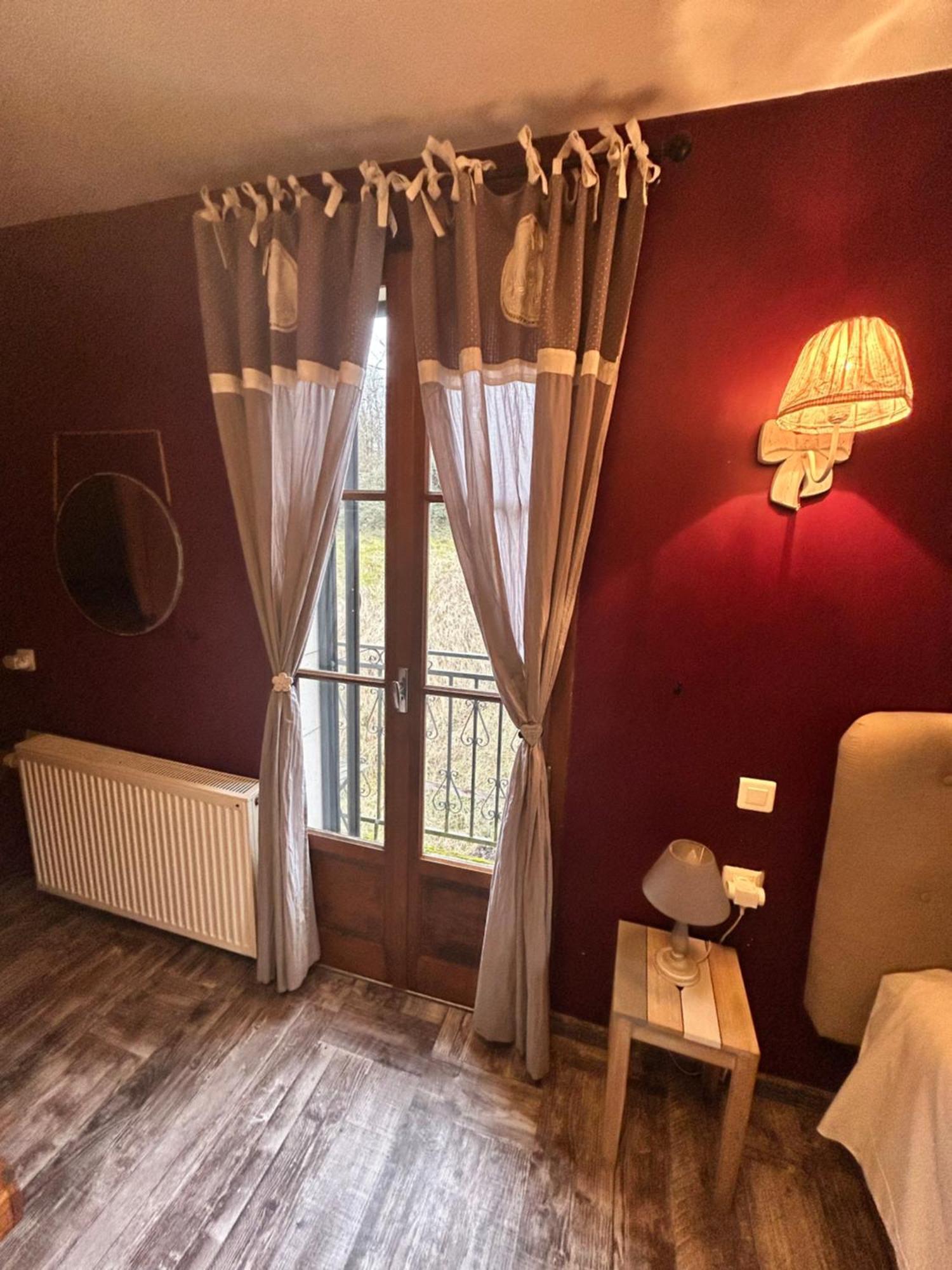 Bed and Breakfast Le D'Tour Gourmand Toulouse-le-Chateau Экстерьер фото